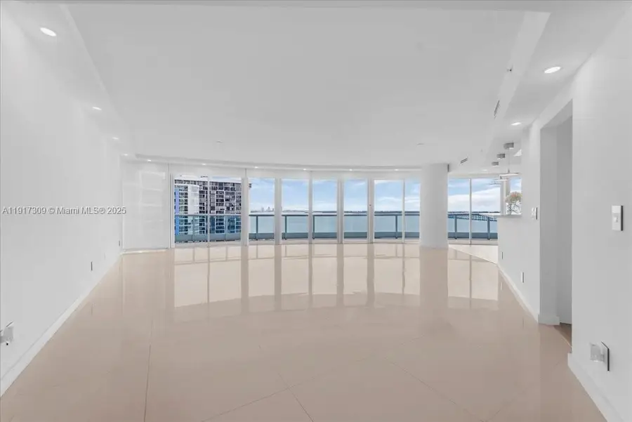 2127 Brickell Ave #1701, Miami, FL 33129 - Image #2