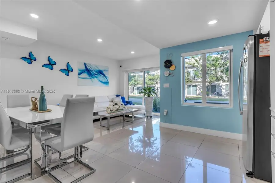 25886 SW 144th Ct, Homestead, FL 33032 - Image #2