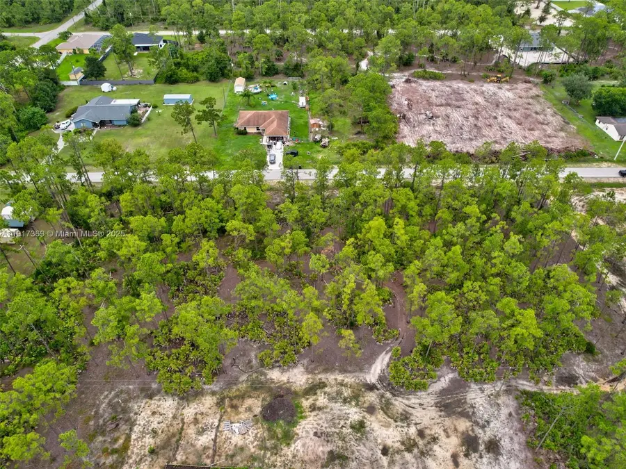 1408 Greenwood Ave, Lehigh Acres, FL 33972 - Image #3