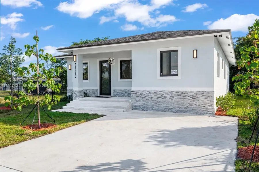 2250 NW 7th Ct, Fort Lauderdale, FL 33311 - Image #2