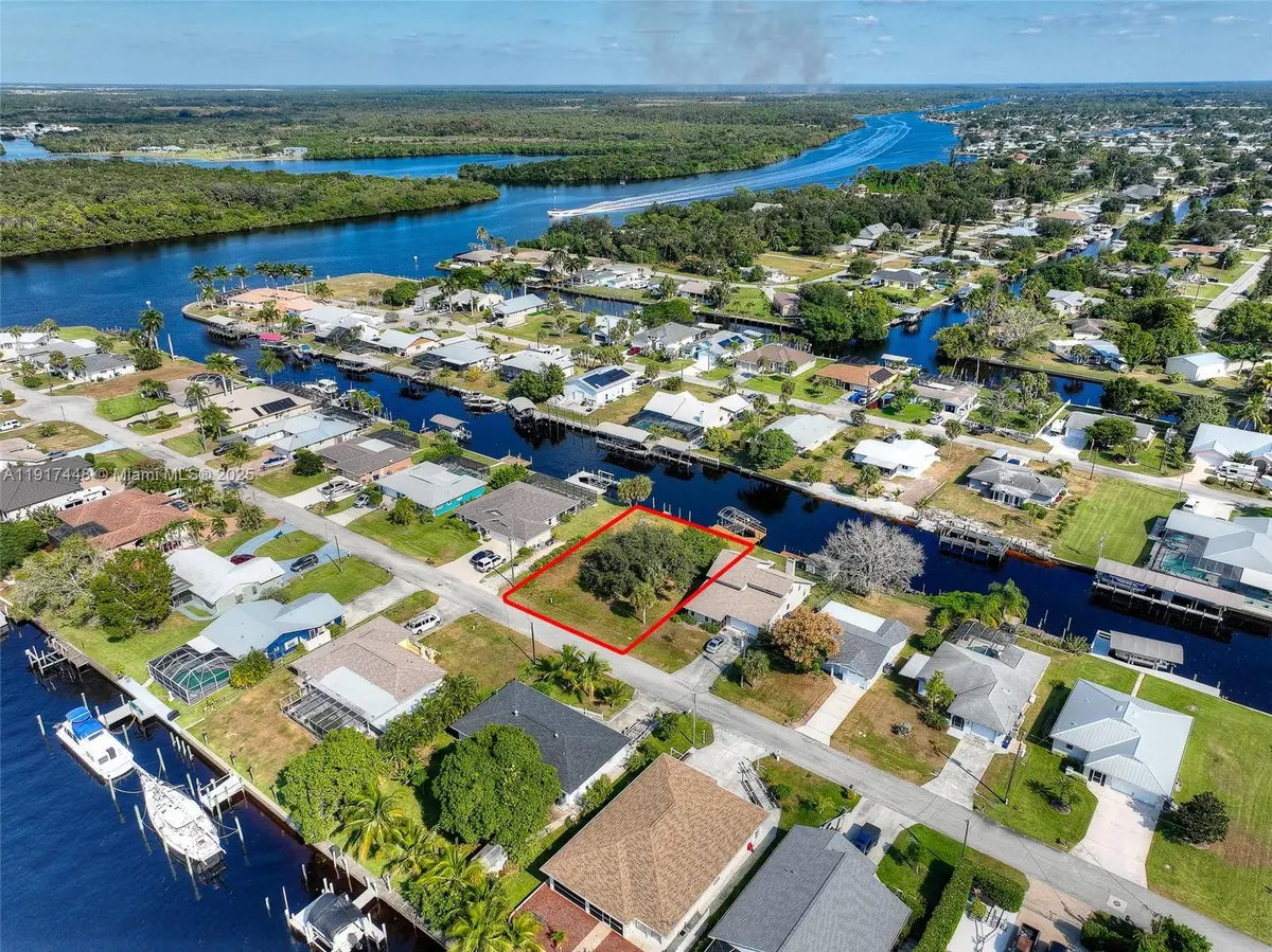 2232 Havana Ave, Fort Myers, FL 33905 - Image #1