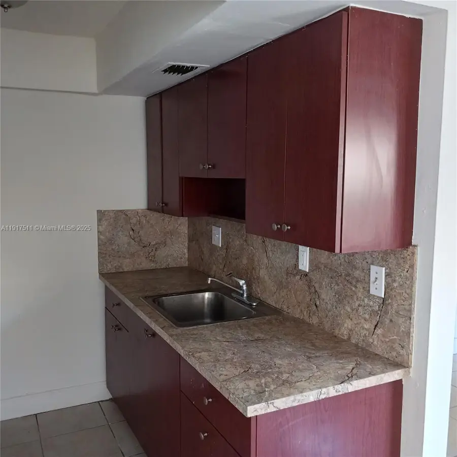 2108 NW 59th Ter, Lauderhill, FL 33313 - Image #3