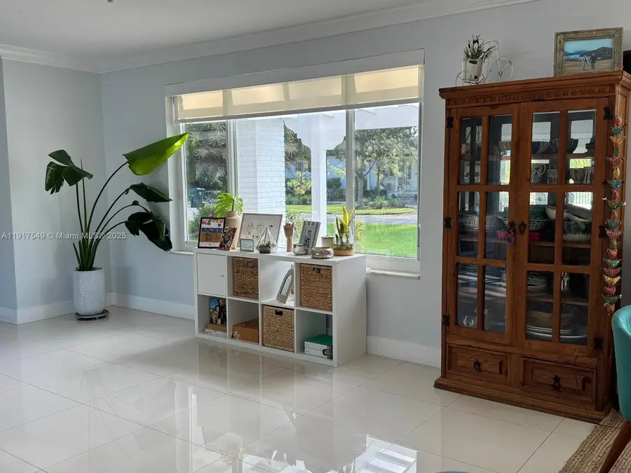 5955 SW 64th Ave, South Miami, FL 33143 - Image #3