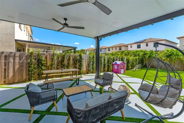 25565 SW 109th Ave, Homestead, FL 33032