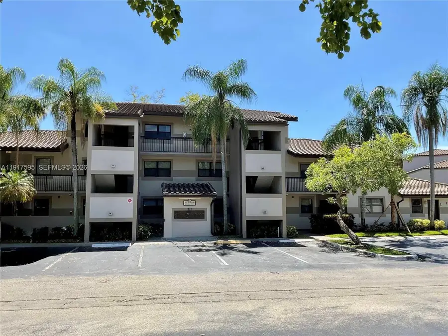 9846 Nob Hill Ln #9846, Sunrise, FL 33351 - Image #2