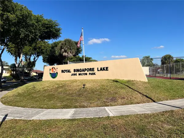 7320 Coldstream Dr, Hialeah, FL 33015