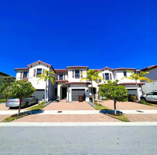 Address Withheld By Seller, Hialeah, FL 33018