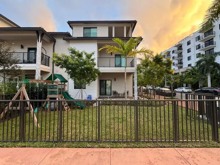 8364 NW 43rd St, Doral, FL 33166 - Image #3