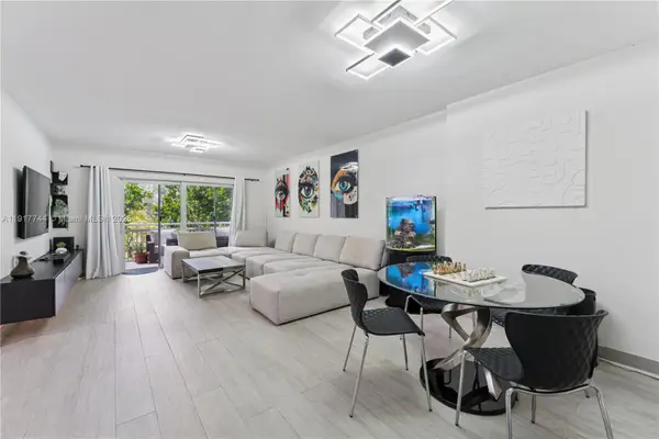 4400 Hillcrest Dr #303B, Hollywood, FL 33021