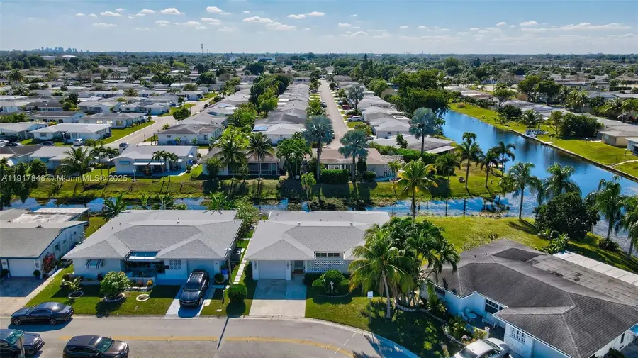 6880 NW 16th St, Margate, FL 33063 - Image #2