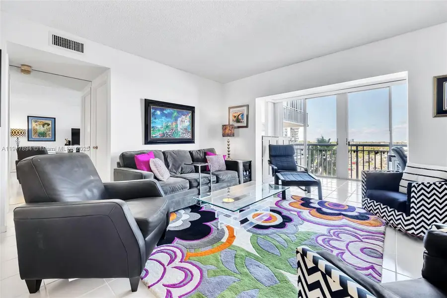 3800 Hillcrest Dr #709, Hollywood, FL 33021 - Image #2