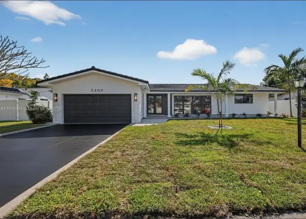 5208 Monroe St, Hollywood, FL 33021