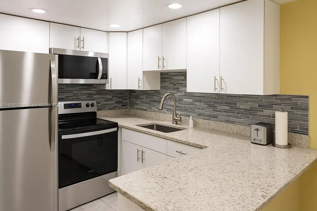 5771 Washington St #H1, Hollywood, FL 33023 - Image #1