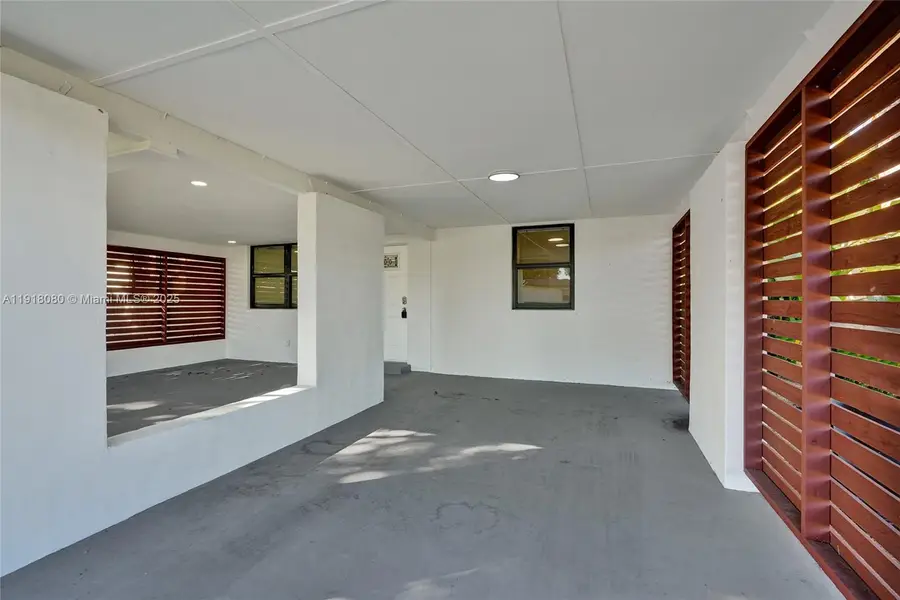 1302 S 22nd Ct, Hollywood, FL 33020 - Image #2