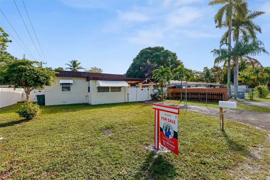 1464 SW 29th Ave, Fort Lauderdale, FL 33312 - Image #3