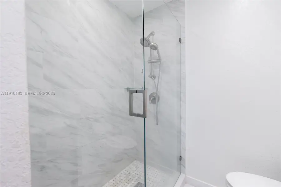 6634 Hope St, Hollywood, FL 33024 - Image #2