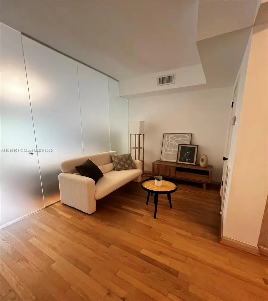 1520 Euclid Ave #8, Miami Beach, FL 33139 - Image #2