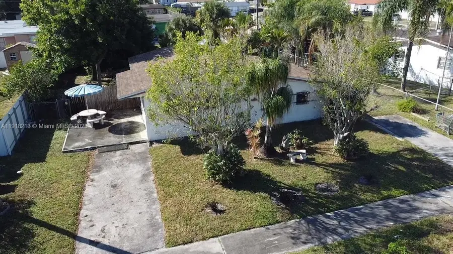 20930 NW 30th Ct, Miami Gardens, FL 33056 - Image #2