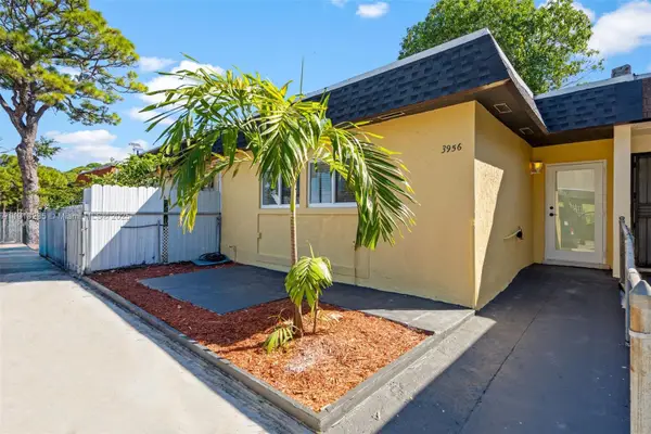 3956 NW 207th St Rd, Miami Gardens, FL 33055