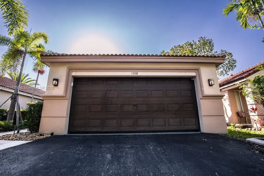 1558 Sunset Way, Weston, FL 33327 - Image #2
