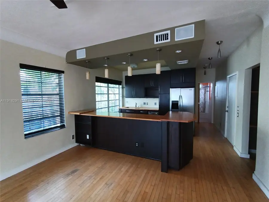 935 9th St #4A, Miami Beach, FL 33139 - Image #3