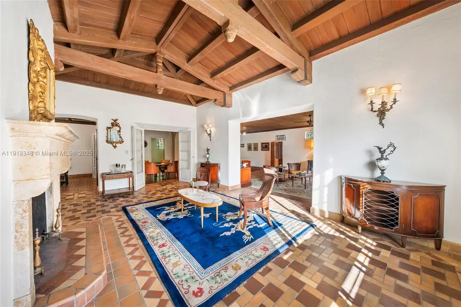 3586 Flamingo Dr, Miami Beach, FL 33140 - Image #3