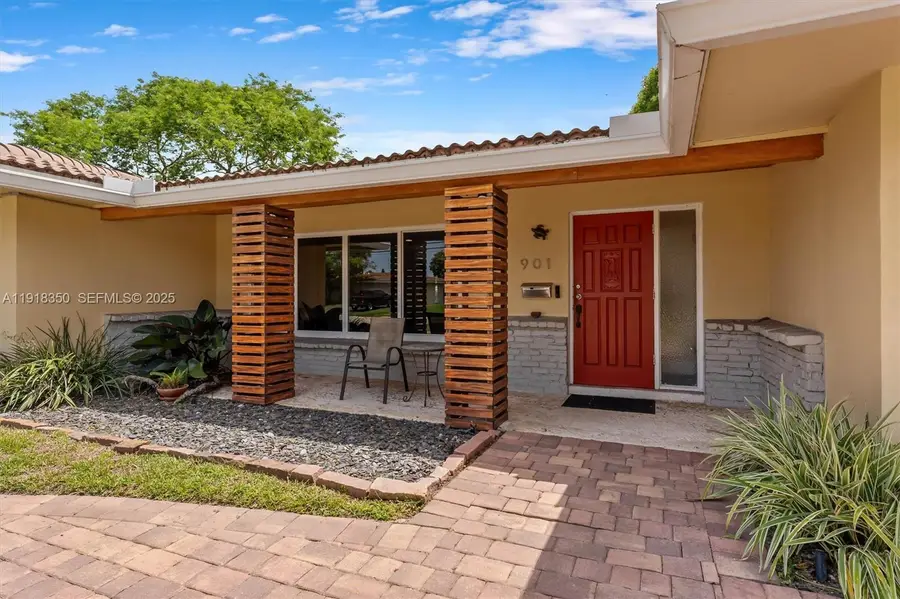 901 W Tropical Way, Plantation, FL 33317 - Image #3