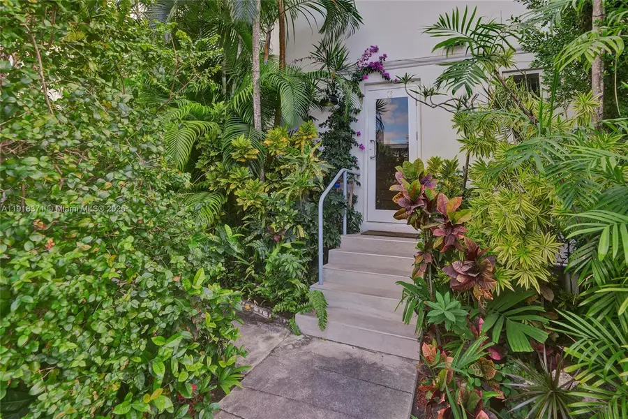 10076 E Bay Harbor Dr #76D, Bay Harbor Islands, FL 33154 - Image #2