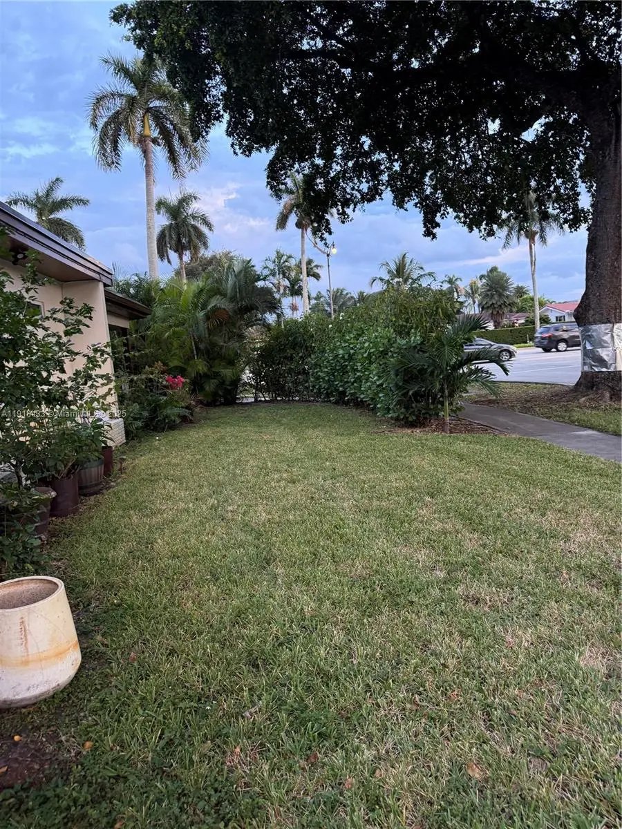 3149 Hollywood Blvd, Hollywood, FL 33021 - Image #2