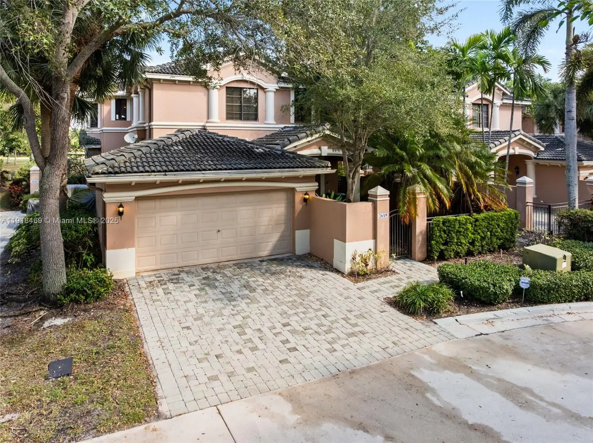 2649 Center Ct Dr #2-7, Weston, FL 33332 - Image #1