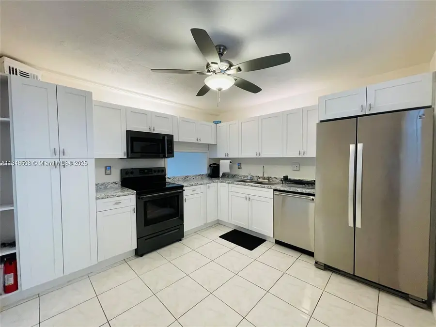 4940 E Sabal Palm Blvd #302, Tamarac, FL 33319 - Image #2