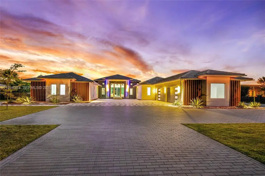 9790 SW 62nd St, Miami, FL 33173 - Image #2