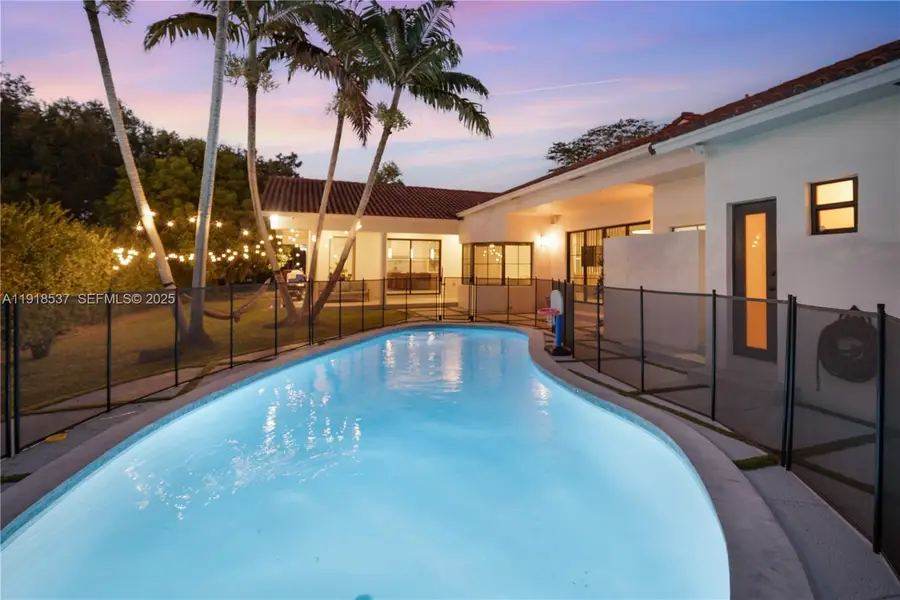 18326 SW 83rd Pl, Palmetto Bay, FL 33157 - Image #3