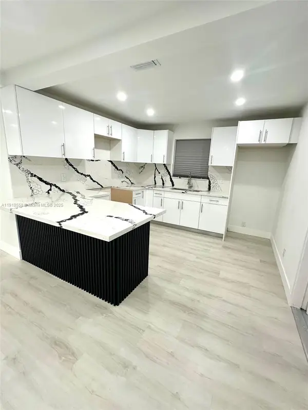 145 NW 2nd St, Dania Beach, FL 33004