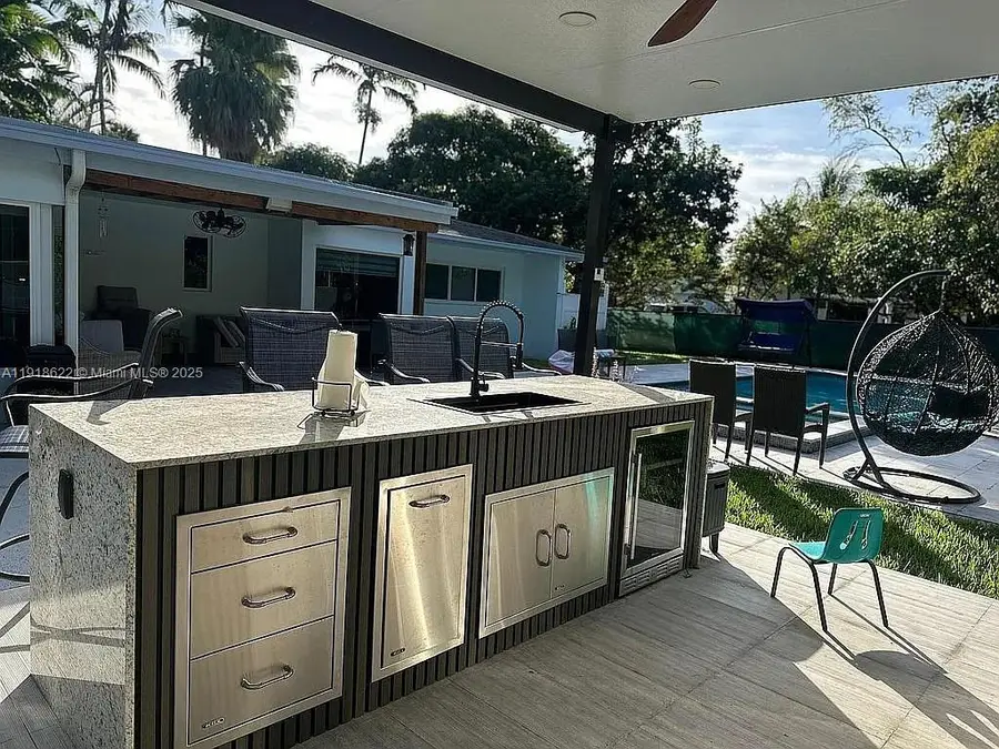 8290 Sunset Dr, Miami, FL 33143 - Image #3