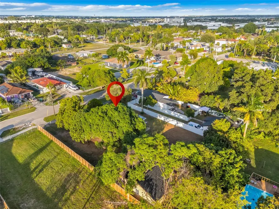 559 NW 2nd St, Florida City, FL 33034 - Image #3