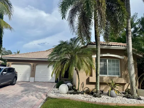 10772 NW 71st St, Doral, FL 33178