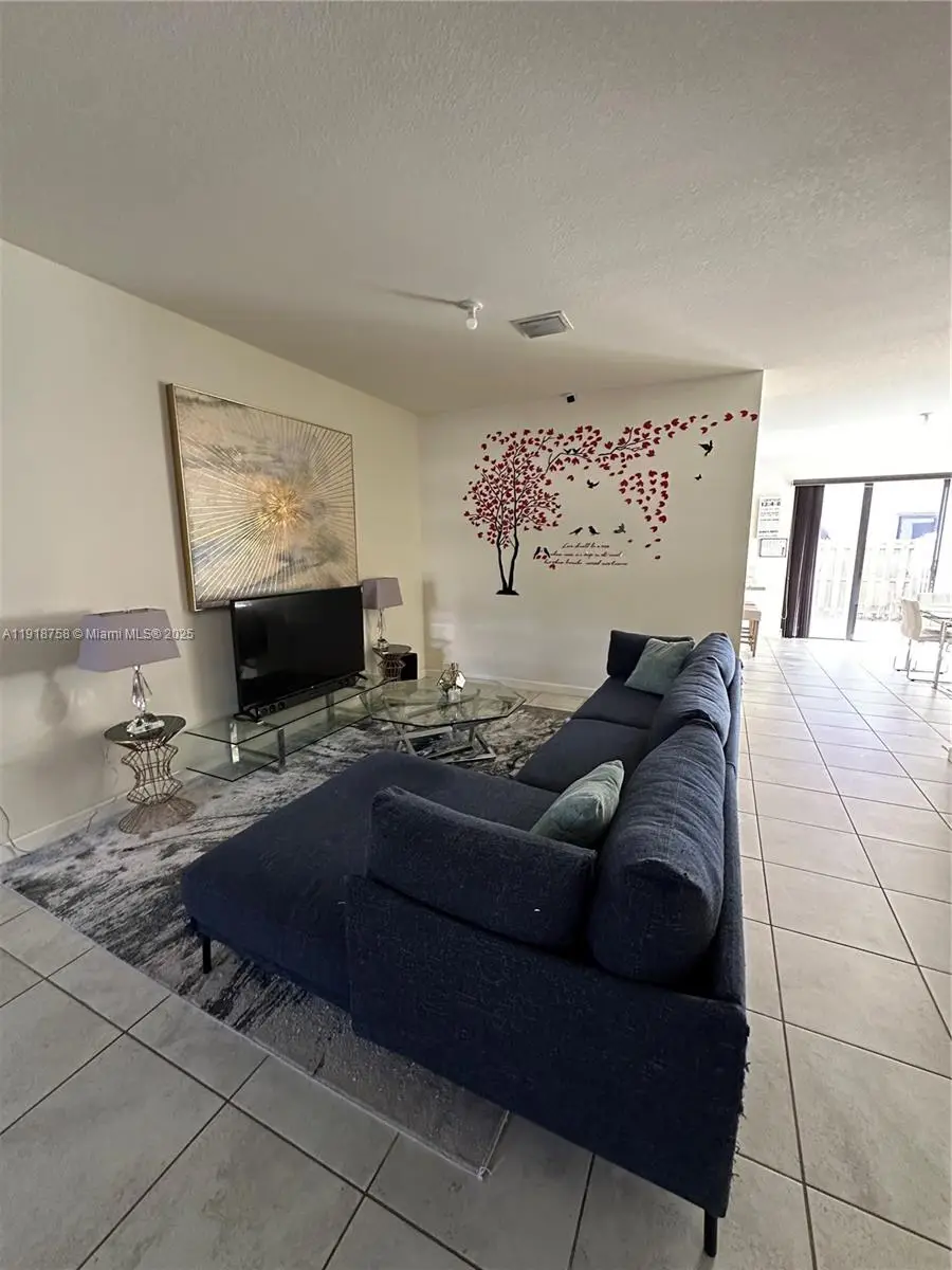 11472 SW 252nd Ter, Homestead, FL 33032 - Image #3