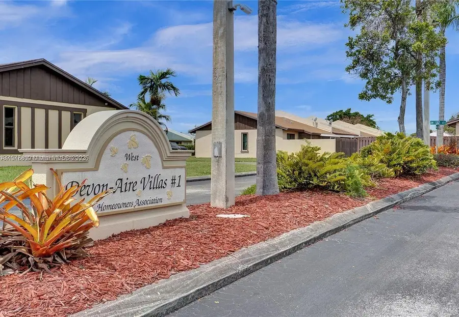 11117 SW 122nd Ct, Miami, FL 33186 - Image #2