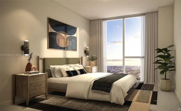 11 NE 6th Street #2206, Miami, FL 33132