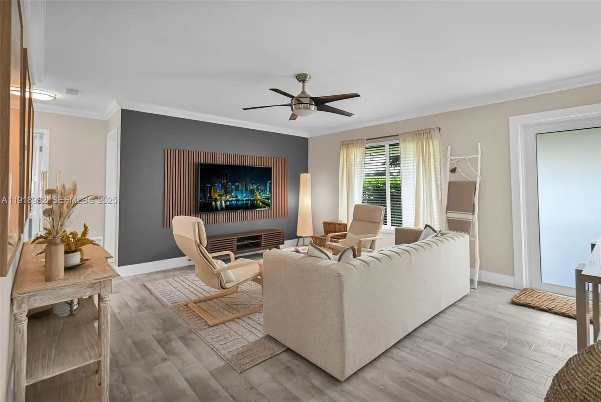 4851 NE 13th Ave, Oakland Park, FL 33334 - Image #1