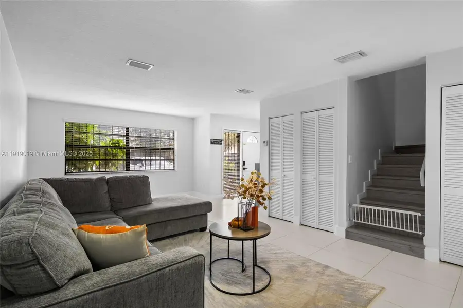 10936 NW 7th St #1003, Miami, FL 33172 - Image #3