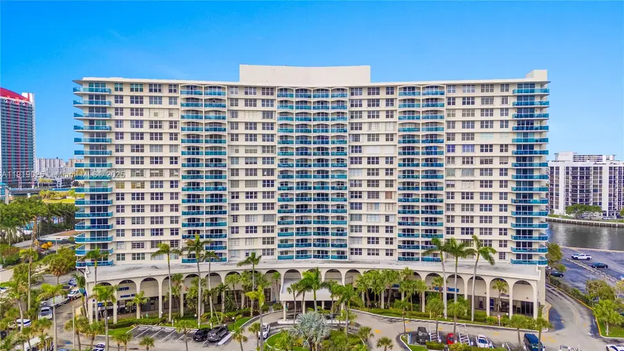 3800 S Ocean Dr #306, Hollywood, FL 33019 - Image #2