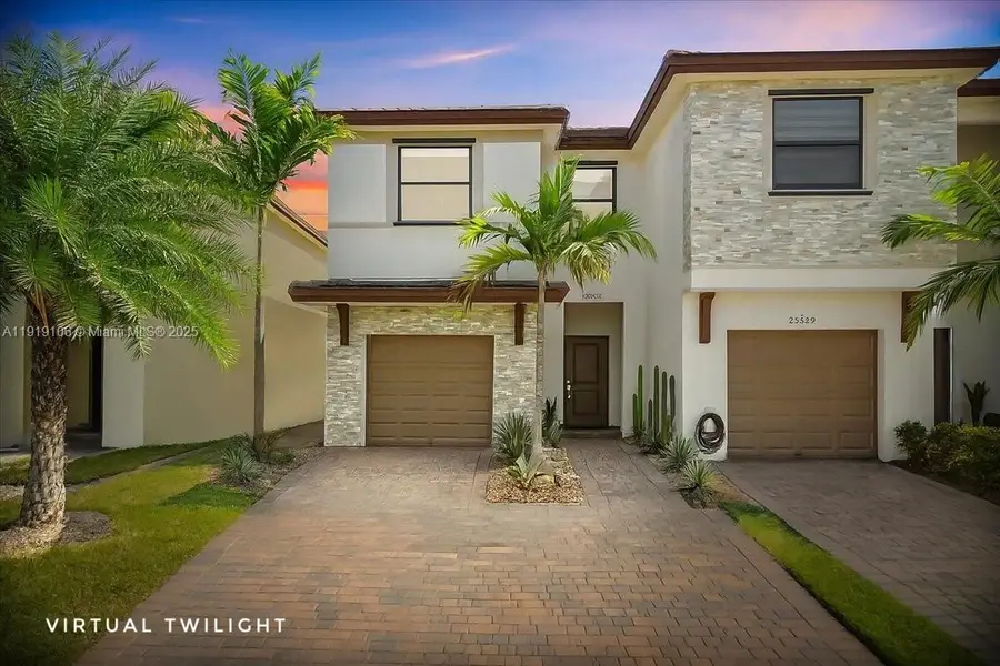 25521 SW 108th Ct, Homestead, FL 33032 - Image #2