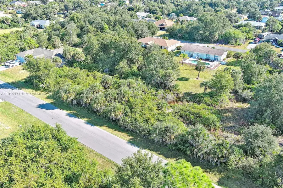 6184 Lomax St, Grove City Rotonda, FL 34224 - #3