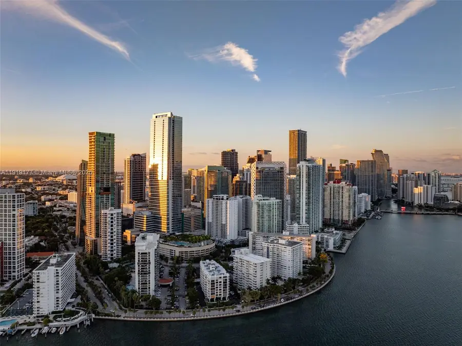 1435 Brickell Ave #3412, Miami, FL 33131 - Image #2