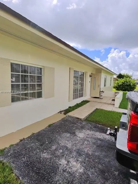 14405 SW 105th Ct, Miami, FL 33176 - Image #2