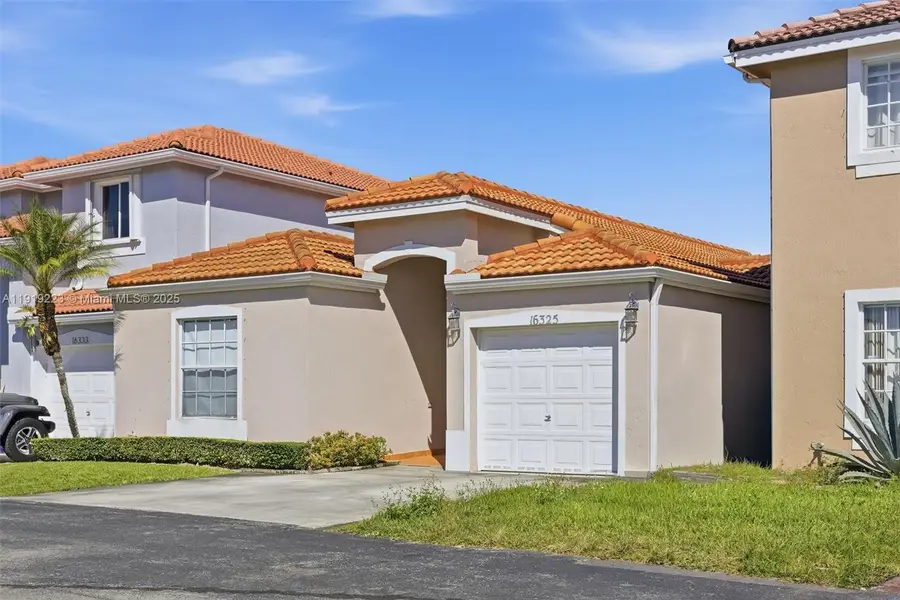 16325 SW 100th Ter, Miami, FL 33196 - Image #3