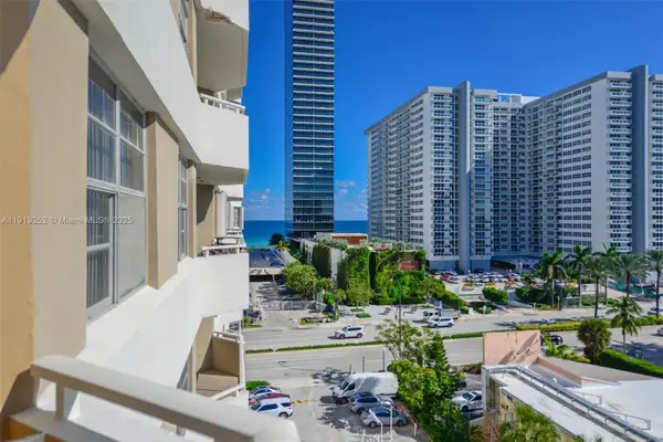 1985 S Ocean Dr #6J, Hallandale Beach, FL 33009
