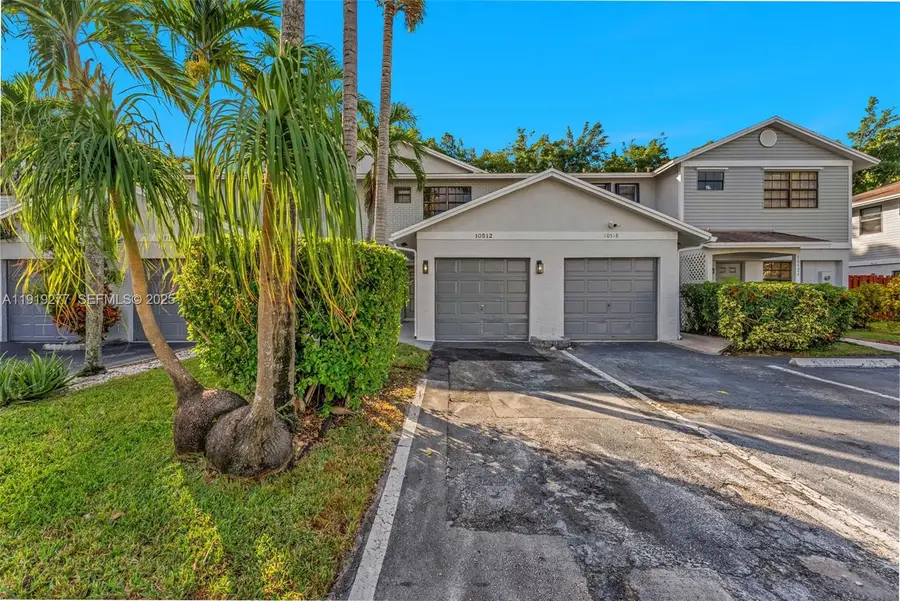 10512 NW 3rd St, Pembroke Pines, FL 33026 - Image #3